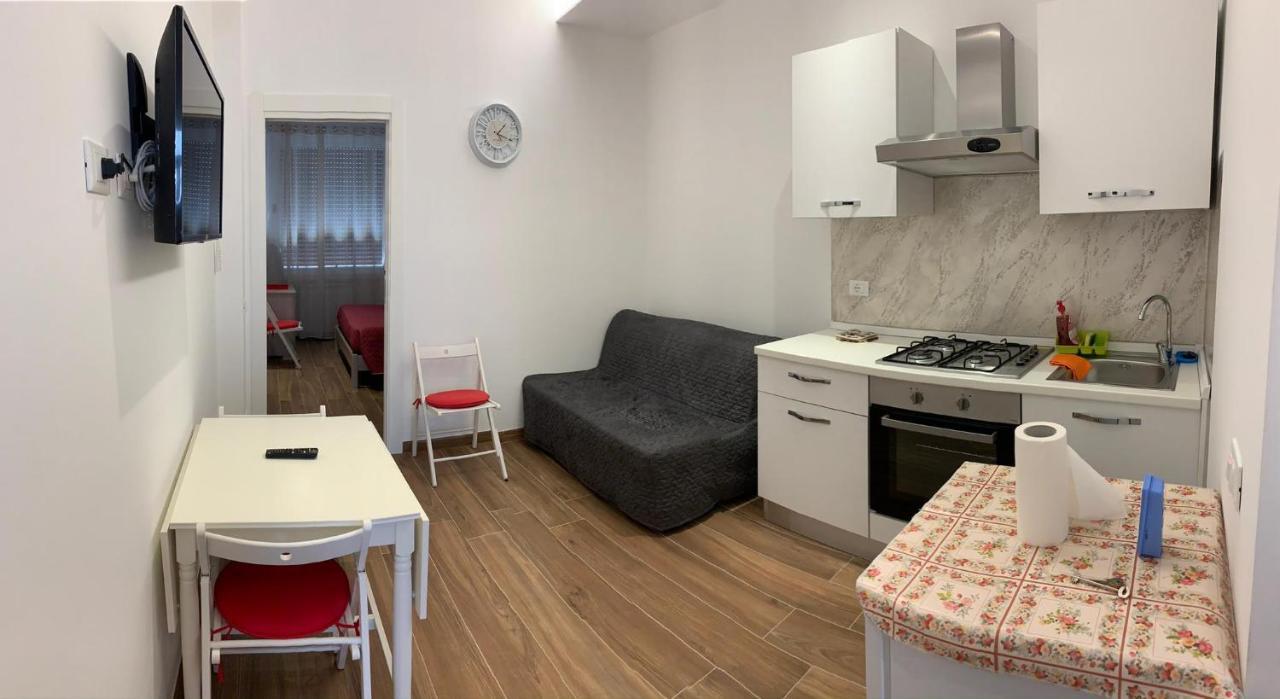 Appartamento Ema'S Place Savona Esterno foto