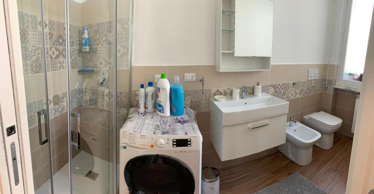 Appartamento Ema'S Place Savona Esterno foto