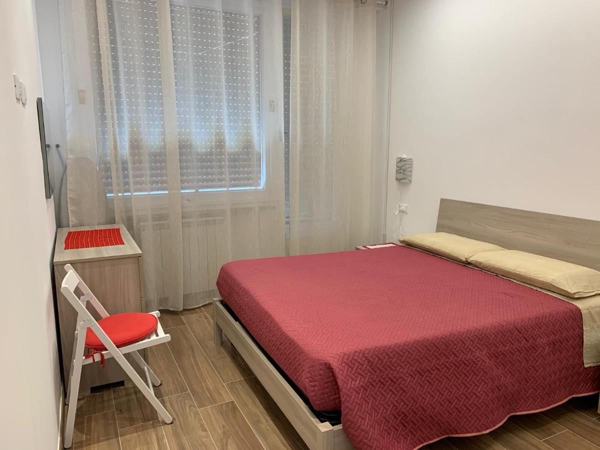 Appartamento Ema'S Place Savona Esterno foto